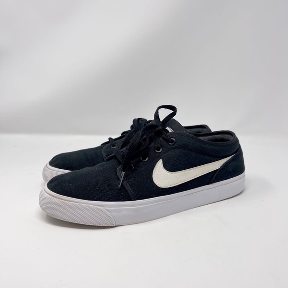 Nike Other - Nike Toki Low Black & White Men's 8.5